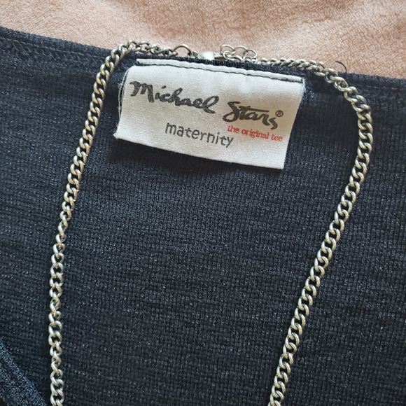 💚Michael Stars maternity tee 5 for $15 - Picture 2 of 10